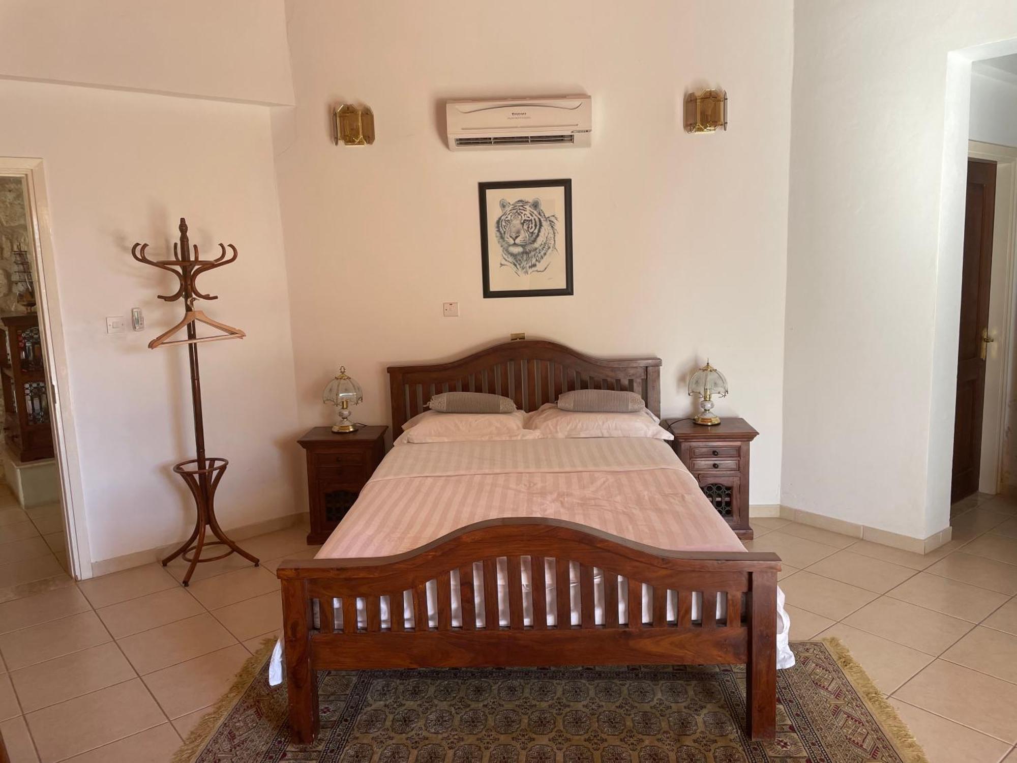 Beautiful Home Paphos ภายนอก รูปภาพ