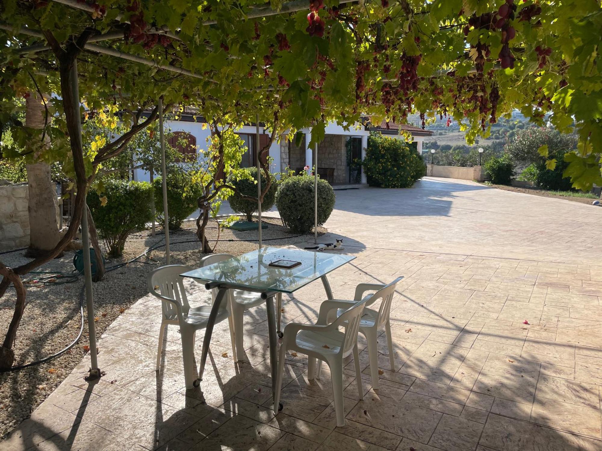 Beautiful Home Paphos ภายนอก รูปภาพ