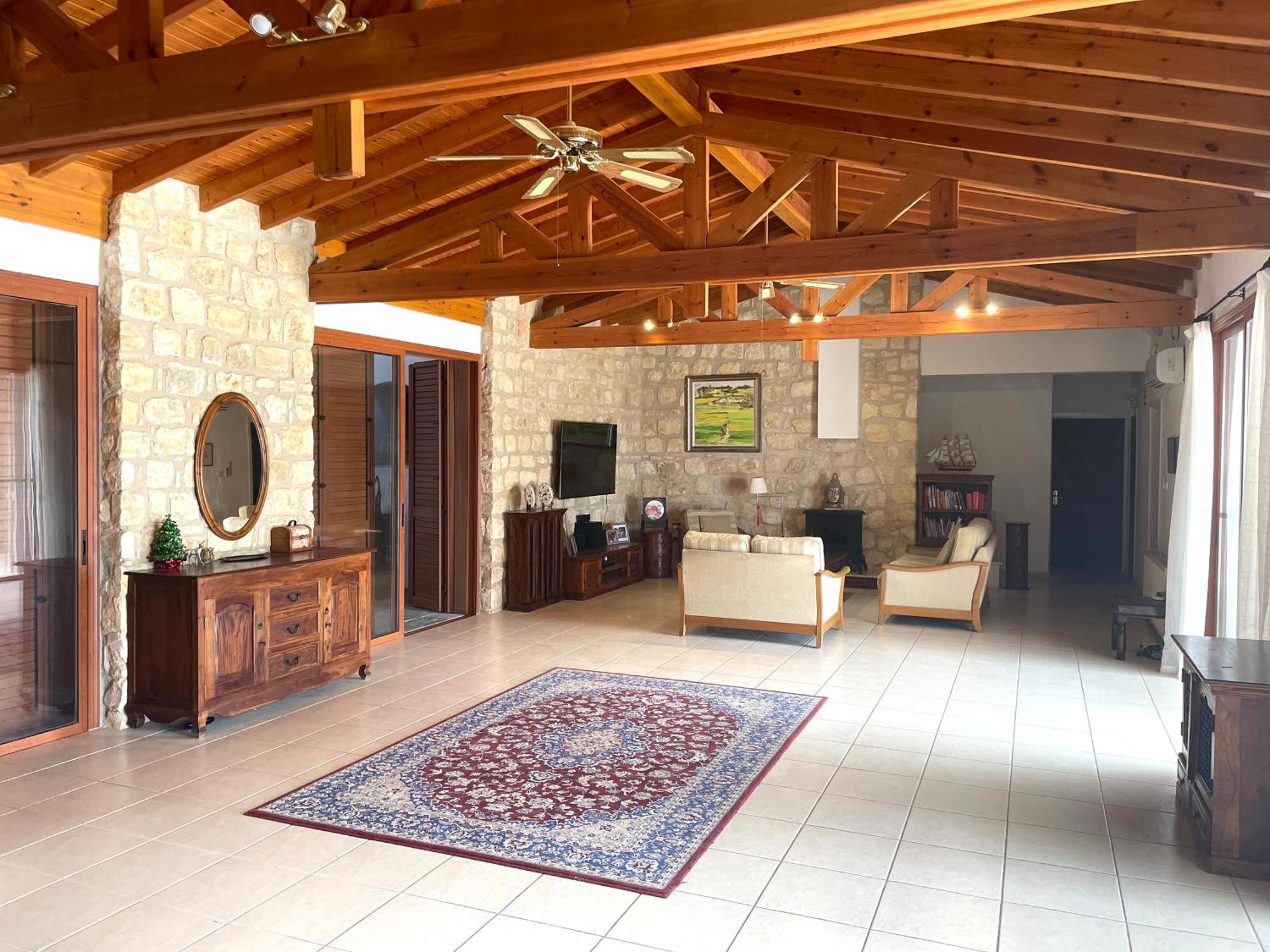 Beautiful Home Paphos ภายนอก รูปภาพ
