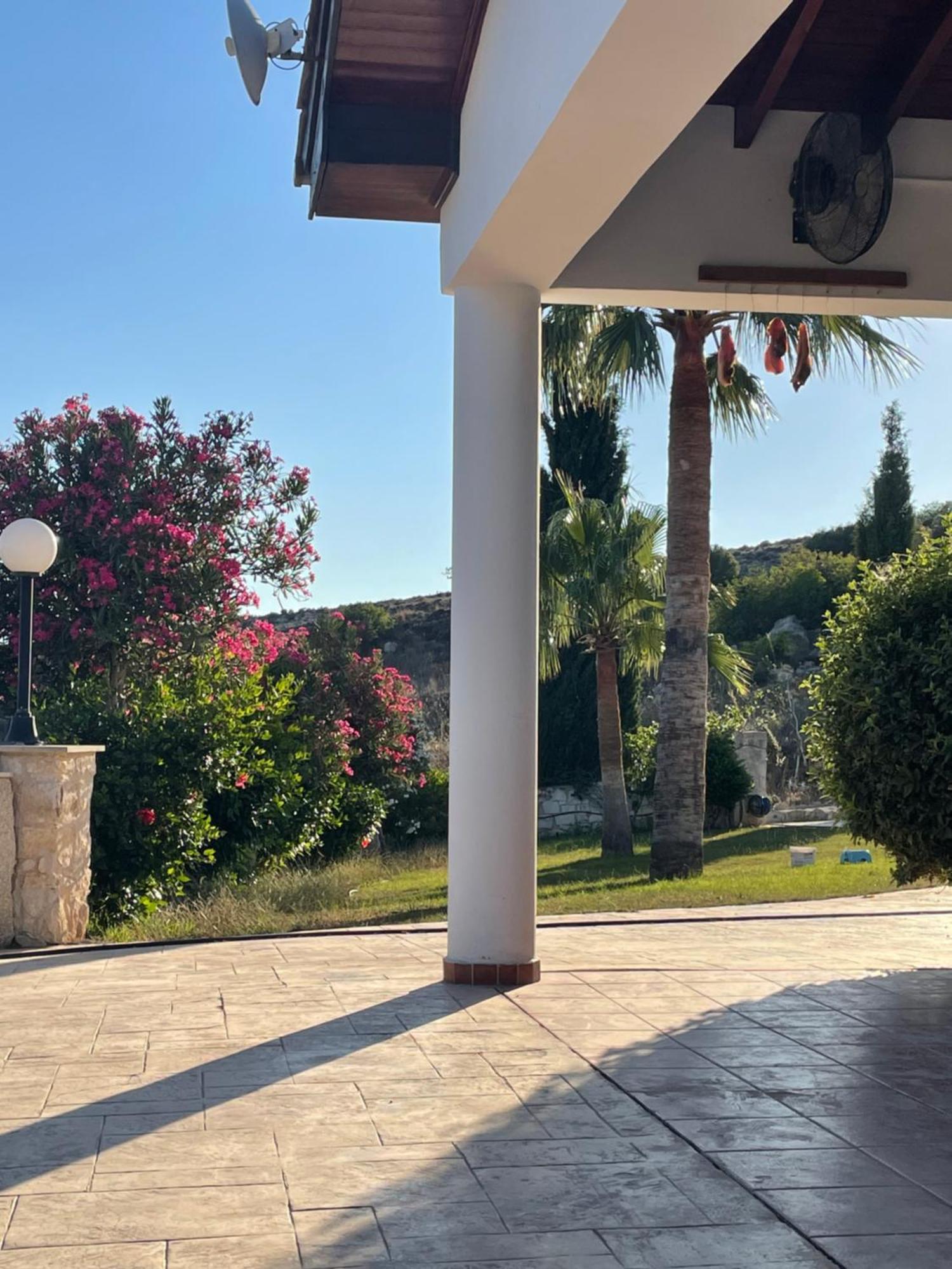 Beautiful Home Paphos ภายนอก รูปภาพ